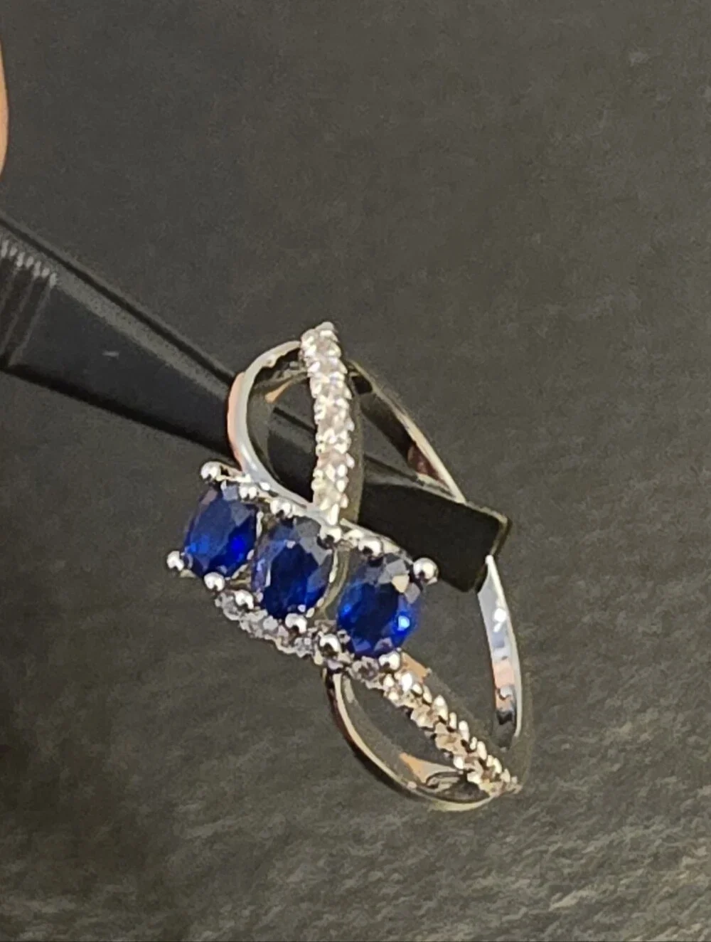 N/A this oval
